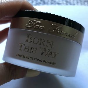 Too Faced Born This Way Ethereal Setting Powder